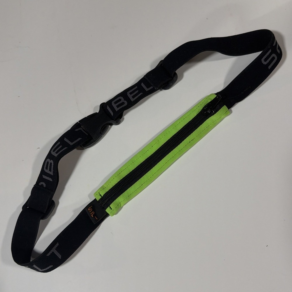 SPIbelt Adjustable Running Belt Black/Green Zipper 25"-47" Smartphone Gear Belt